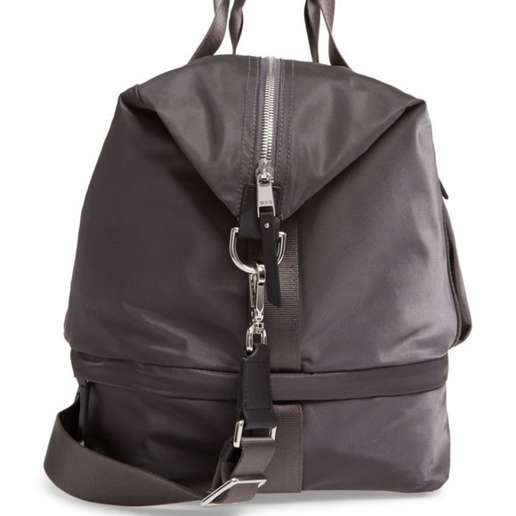 SOLD ! Tumi Voyageur Dorsten Nylon Duffle Bag - Picture 5 of 11